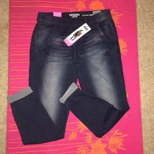 Denizen by Levi’s jogger jeans